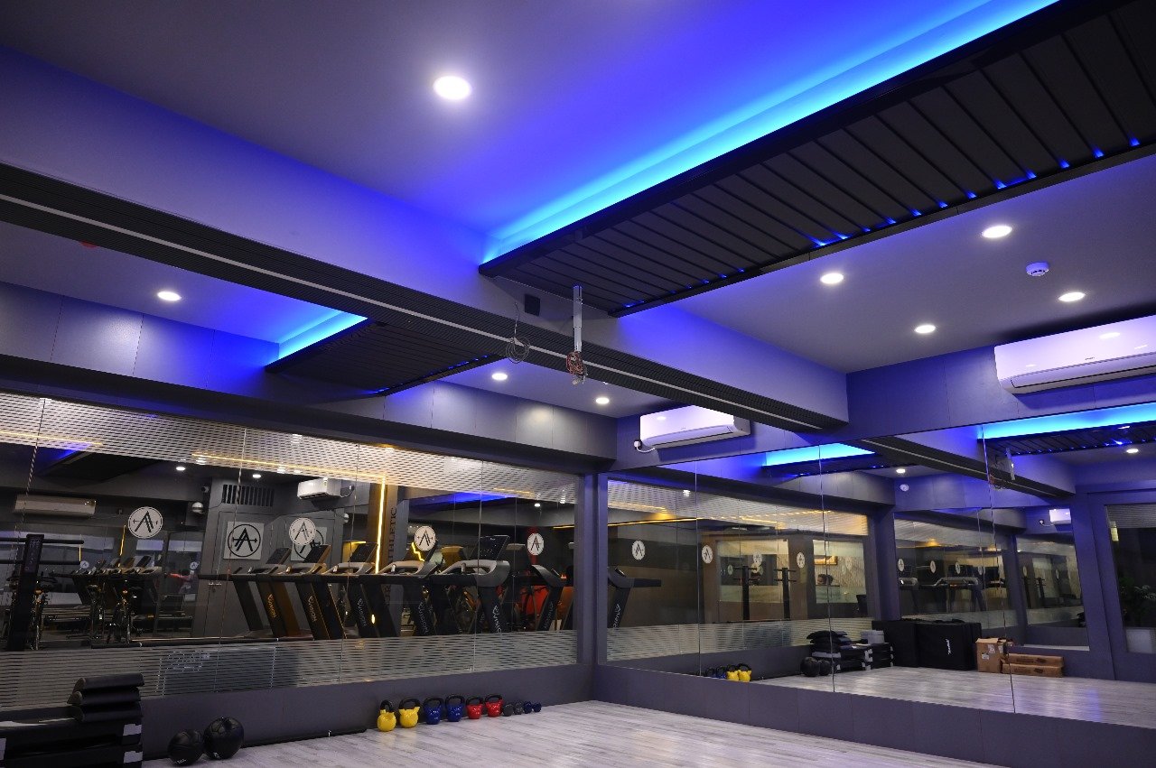 Aura Athletic Images